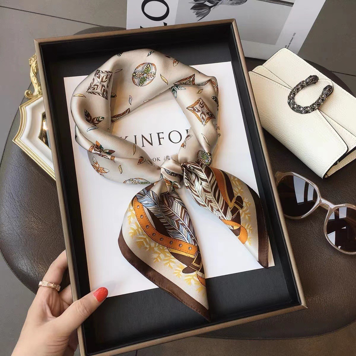 Luksusowy modny nadruk 70 * 70 – Women Bags Online recenzja i cena