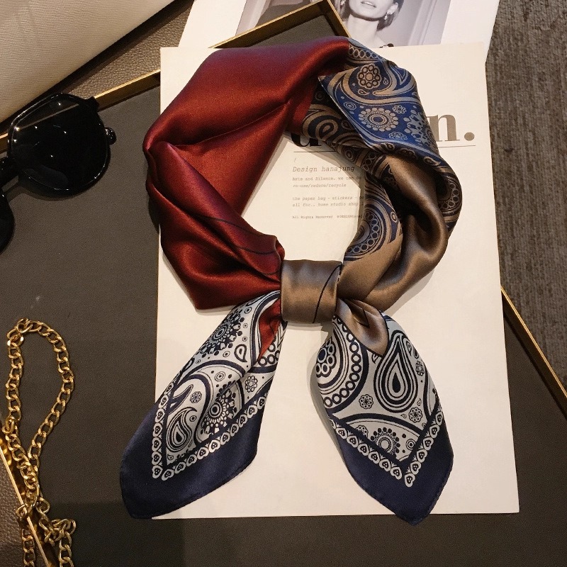 Luksusowa apaszka kwadratowa z – Women'S Retro Bags recenzja i cena